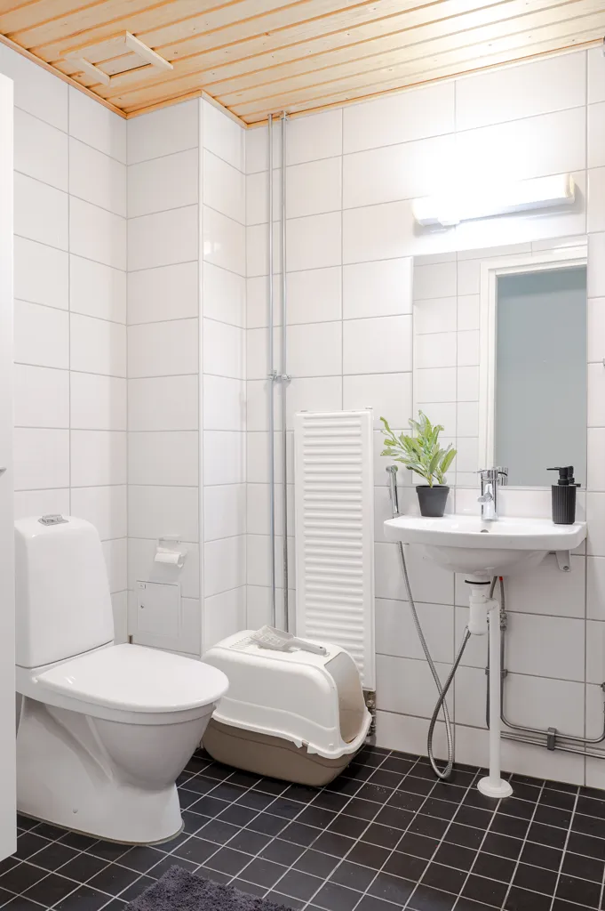 Salles de bain - Compact 1-Bedroom Flat with Balcony in Oulu
