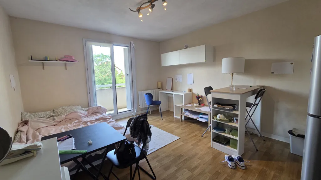 Chambres - Studio Meublé avec Balcon à Lyon