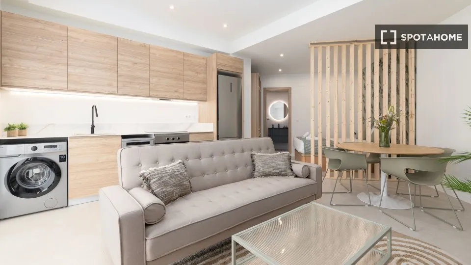 Séjour - Studio with Air Conditioning in Nou Moles, Valencia