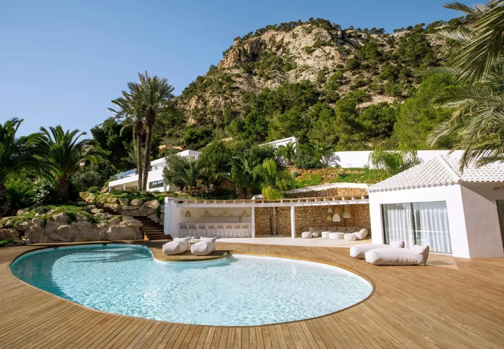 Piscine - Renovated Villa with Sea View in Es Cubells, Ibiza