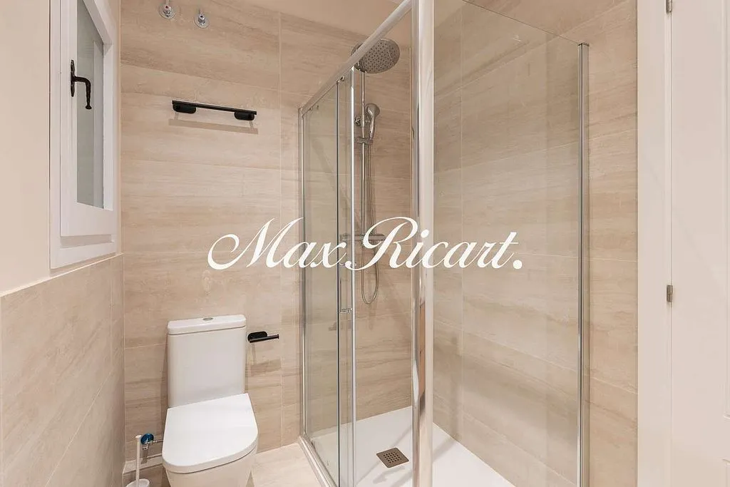 Salles de bain - Apartment with Balcony in La Dreta de l'Eixample