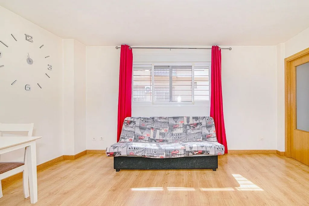 Elutuba - Reformed Flat with Terrace in Cijuela