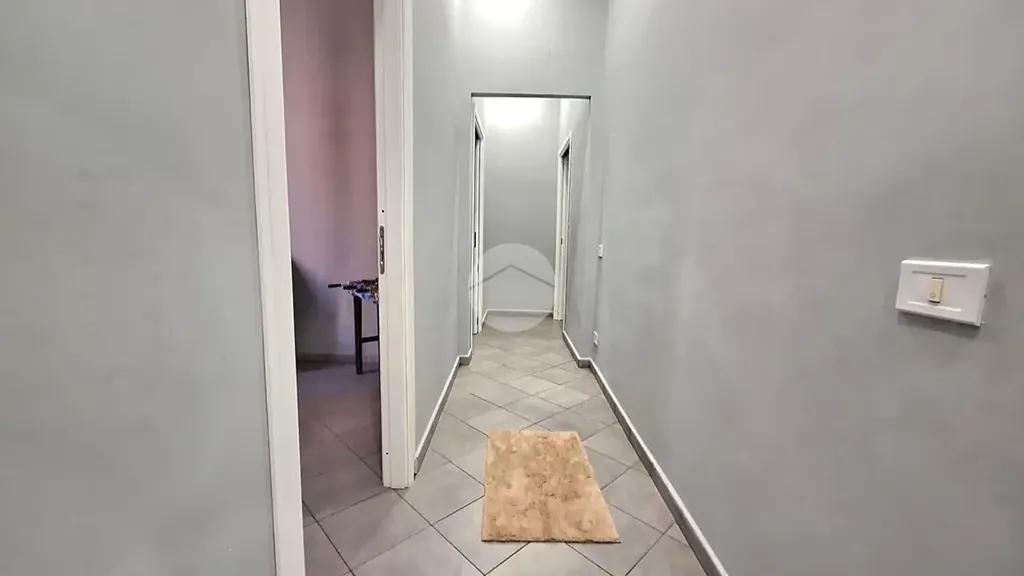 Entrée - Rear-Facing Apartment with Balcony in Palermo