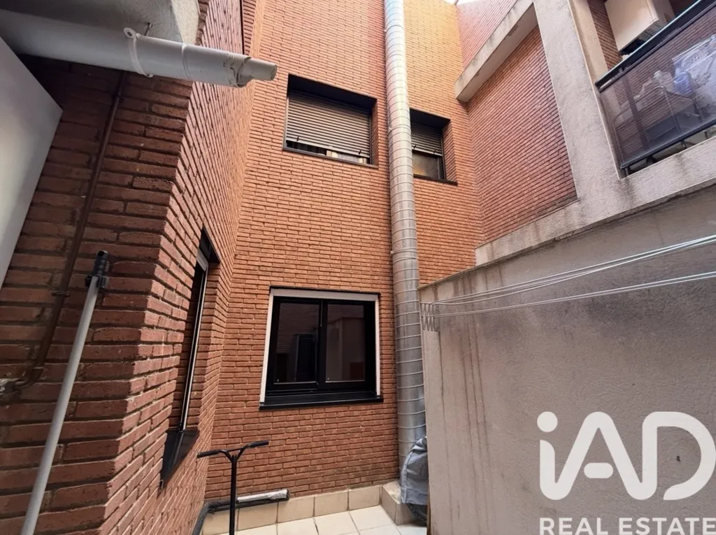 Jardin - Spacious Apartment with Parking in Benavent de Segrià