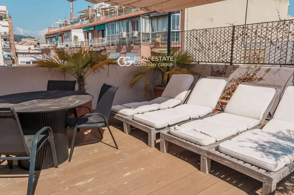 Terrass - Duplex Attic with Terrace in Eixample Dreta