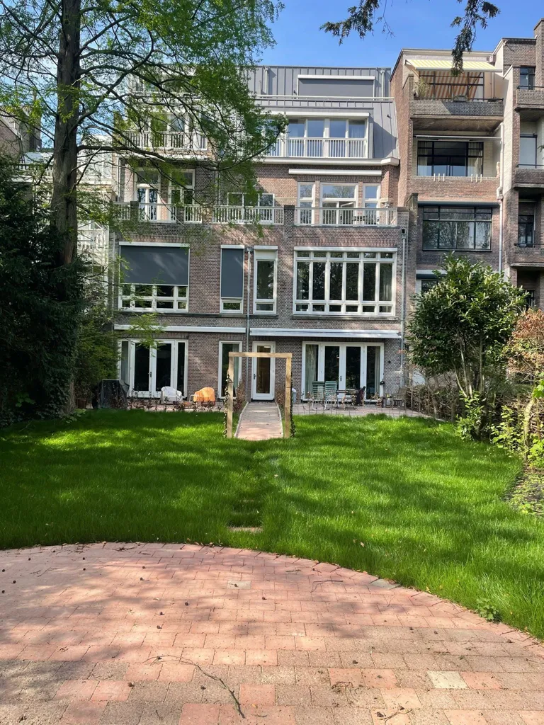 2-toaline korter asukohas Rotterdam