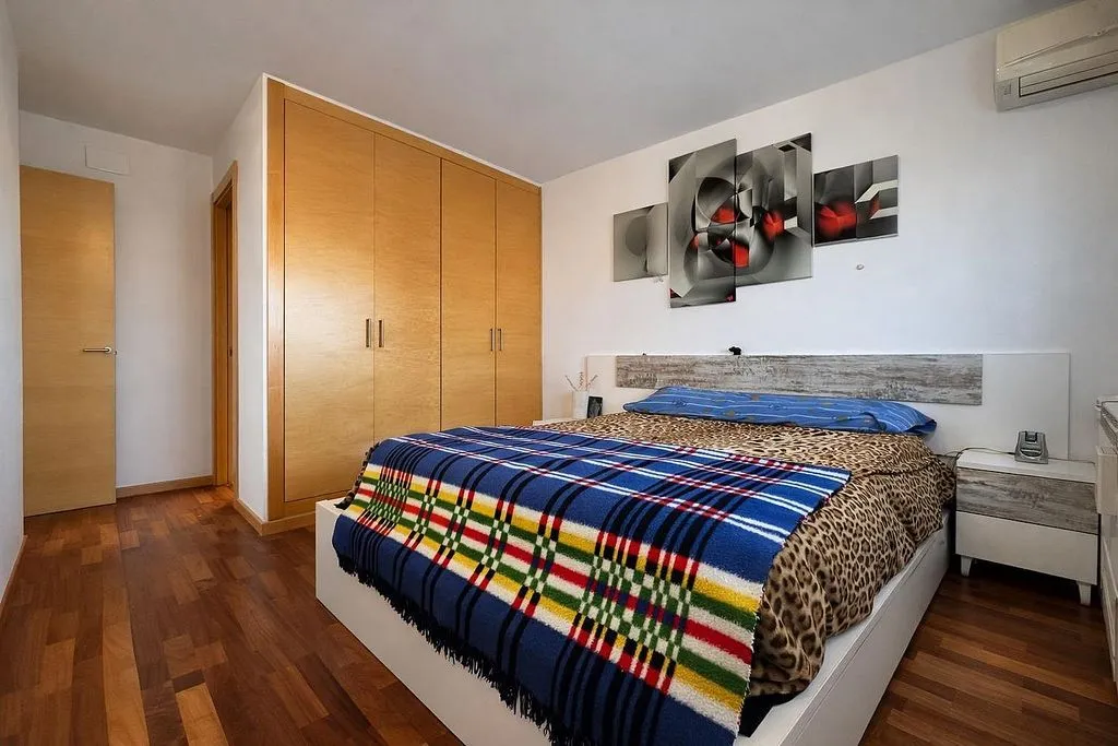 Magamistoad - Duplex with Terrace in Santpedor Centre