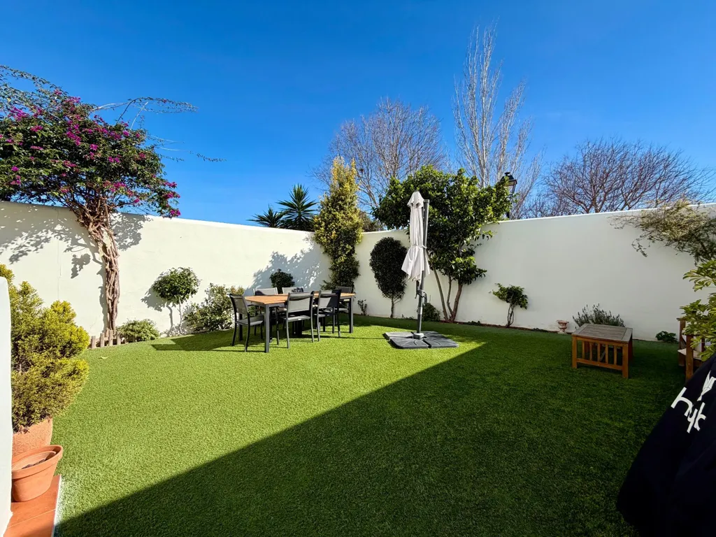 Aed - Traditional Semi-detached with Garden in La Xara