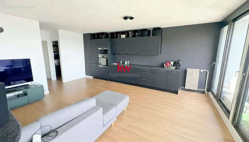 Elutuba - T3 with Panoramic View in Argenteuil