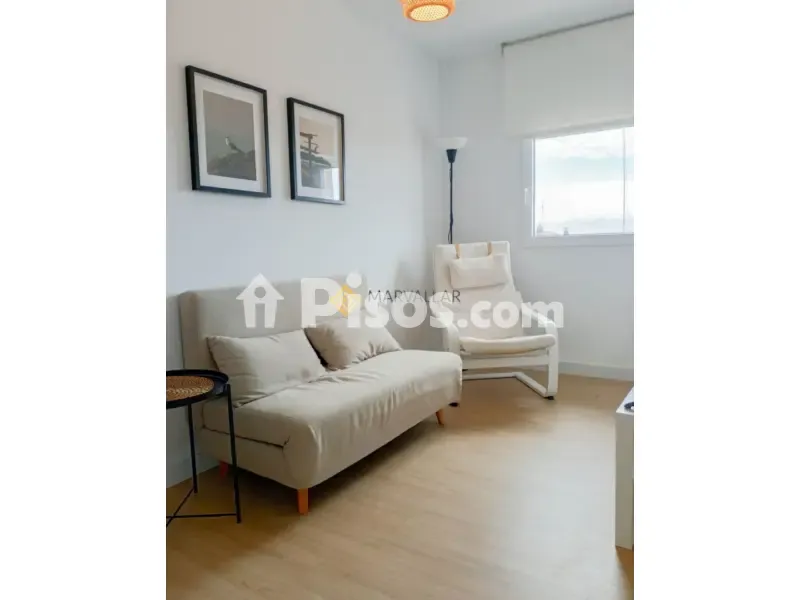 Séjour - Modern Flat with University Proximity in Los Castros