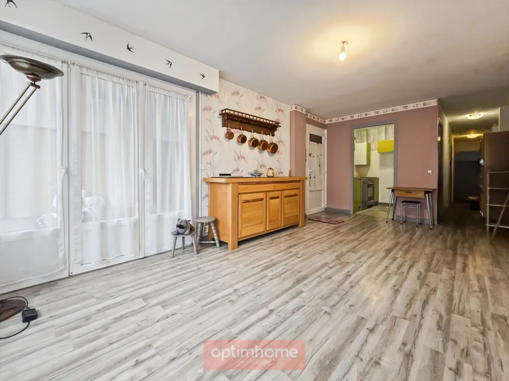 Séjour - Appartement T3 Rez-de-Chaussée avec Garage à Sainte-Catherine