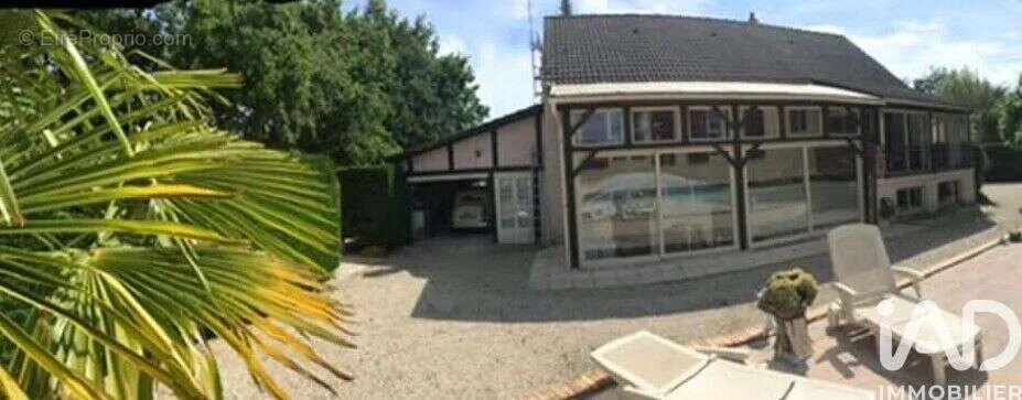 6-toaline maja asukohas Aubigny-Sur-Nere