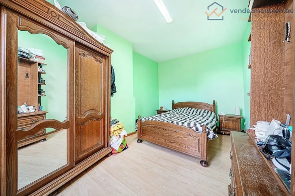 Magamistoad - 3-Bedroom Apartment in Anderlecht