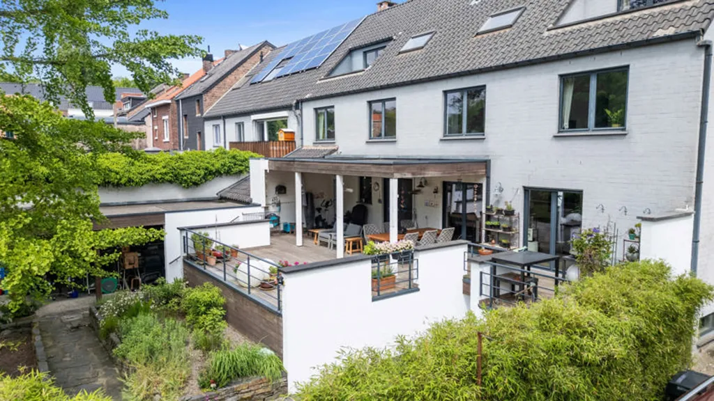 Vue aérienne - Appartement avec Jardin et Terrasse à Genk