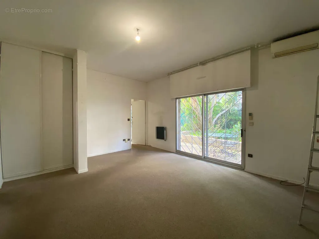 Appartement 2 pièces à Marseille-8e
