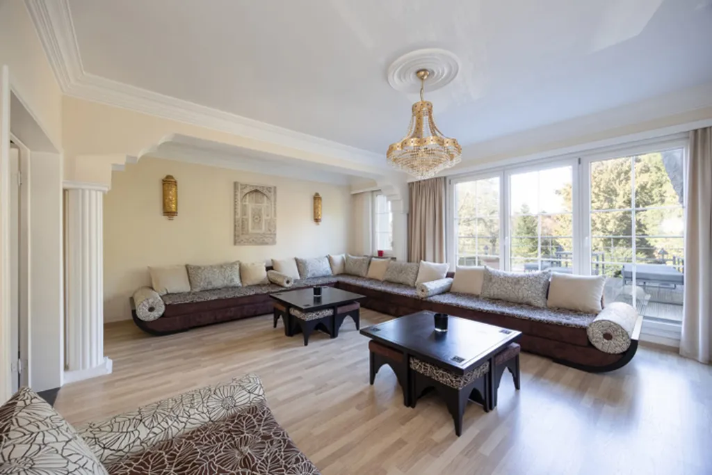 Living Room - Master House with Garden in Antwerp Deurne