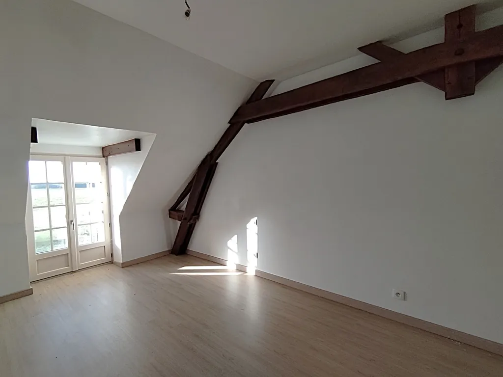 Pièces - Maison en Pierre avec Dépendances à Val-d'Izé