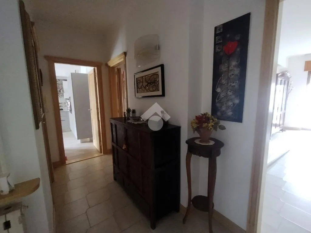 Entrée - Spacious Apartment with Balcony in Castrolibero