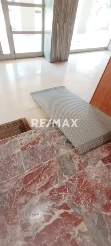 hallway_entrance