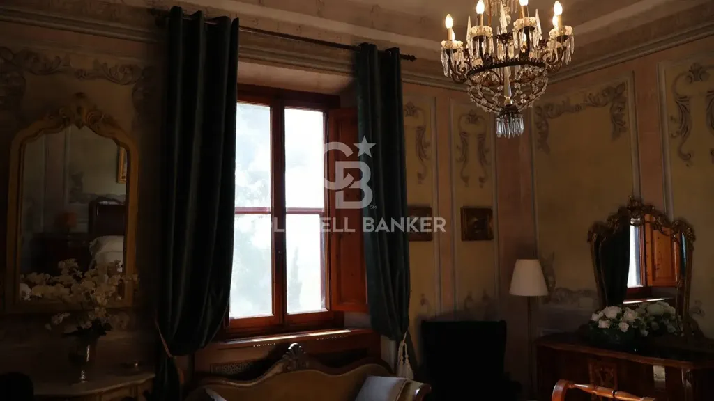 Elutuba - Historic Villa with Garden in Filottrano