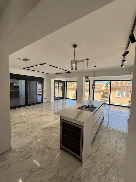 Köök - Luxury Villa with Pool in Torrevieja