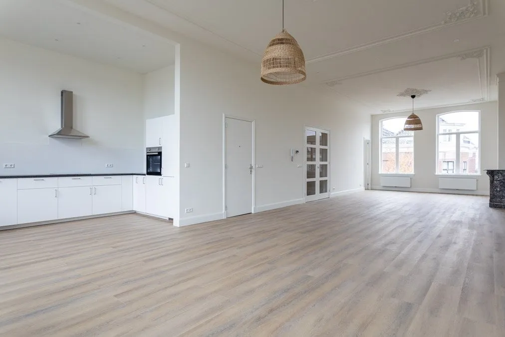 Appartement 6 pièces à Den Haag