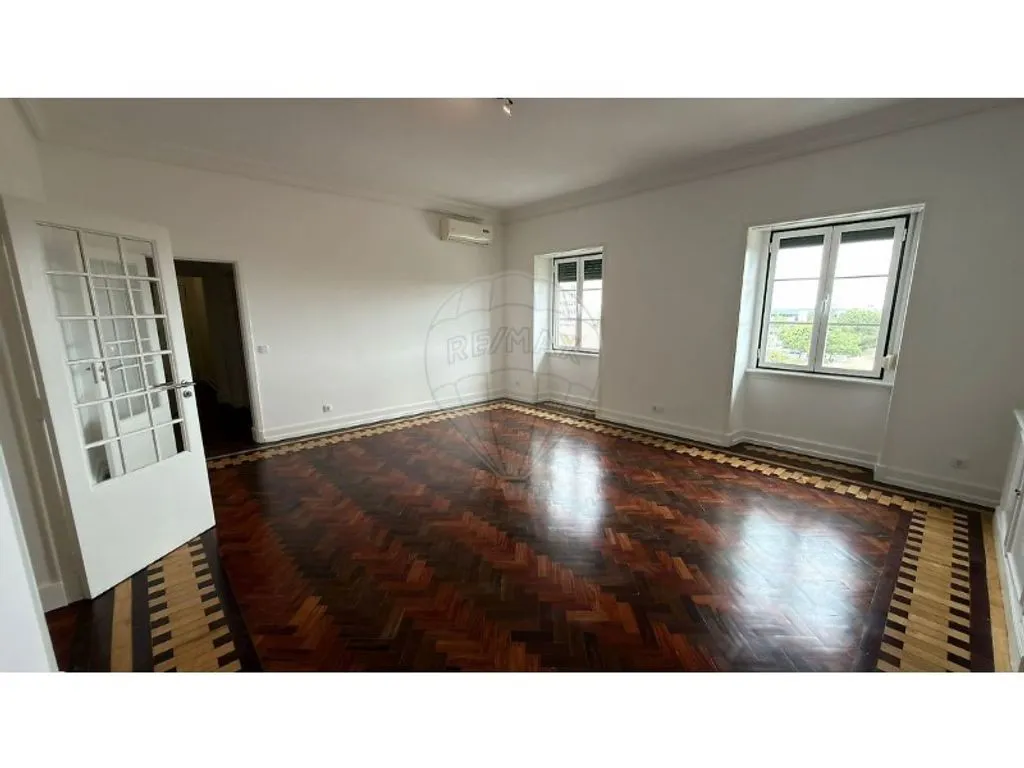 Séjour - Refurbished Office Space in Lisbon City Centre