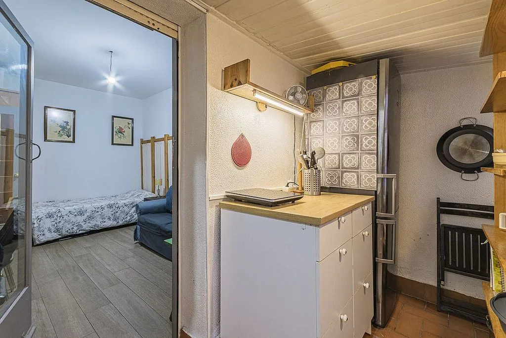 Köök - Apartment with Potential in Sant Antoni, Barcelona