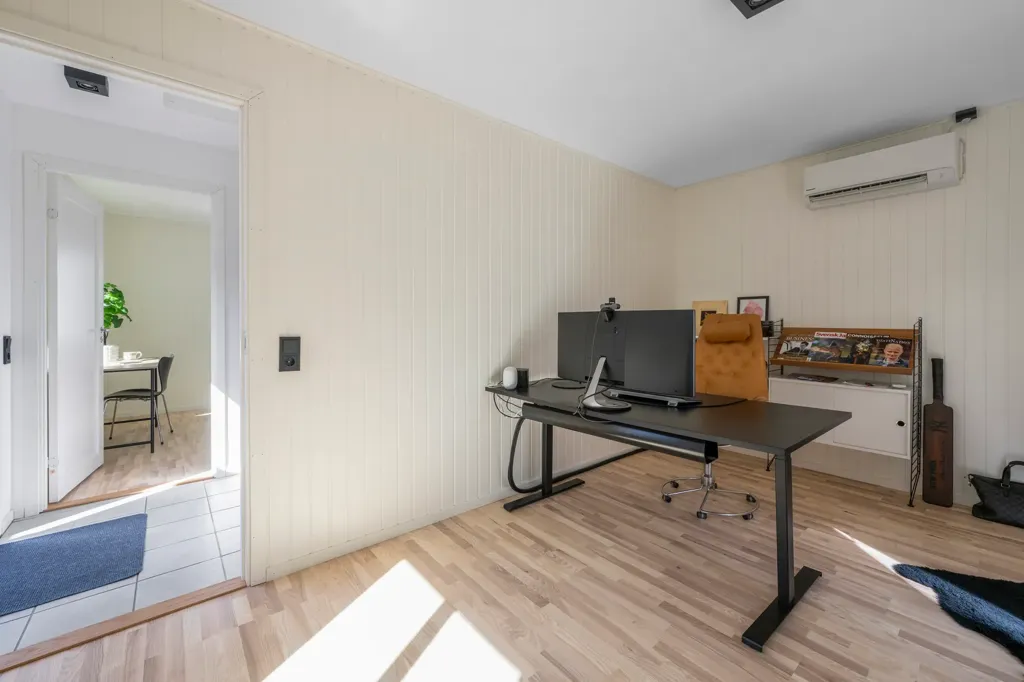 Arbeitszimmer - Spacious Bungalow with Pool in Ljungskogen