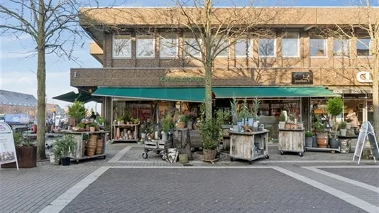 Retail Shop with High Exposure in Allerød