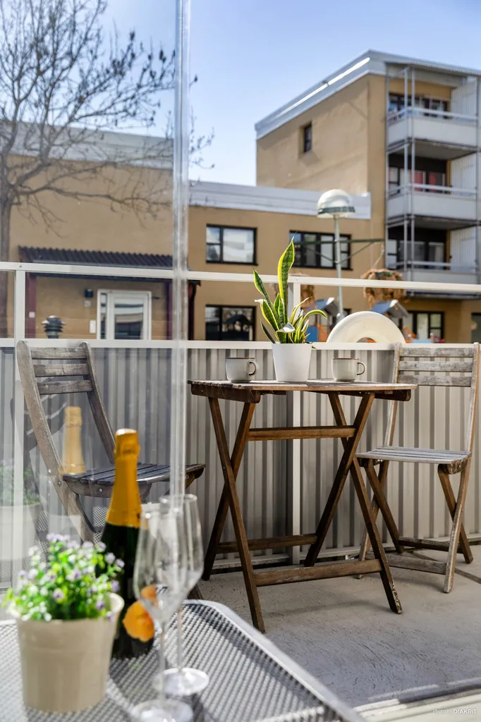 Balcon - Charming Apartment with Sunny Terrace in Kista