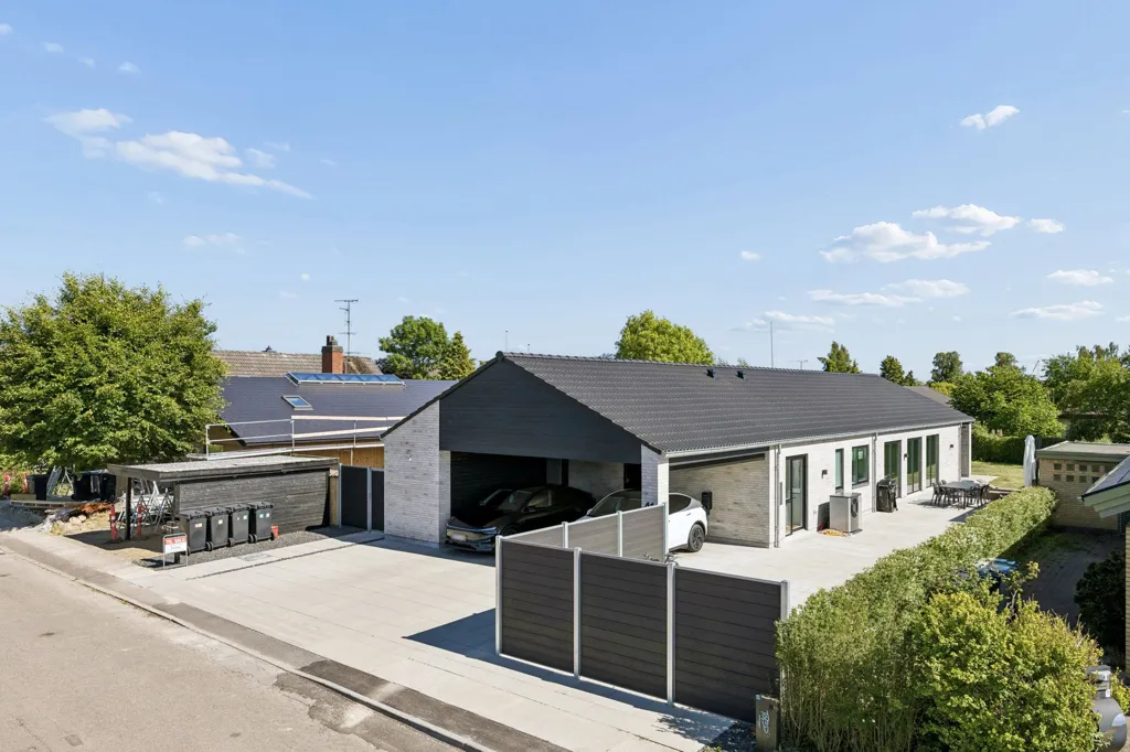 Välivaade - Contemporary Villa with Garden in Kastrup