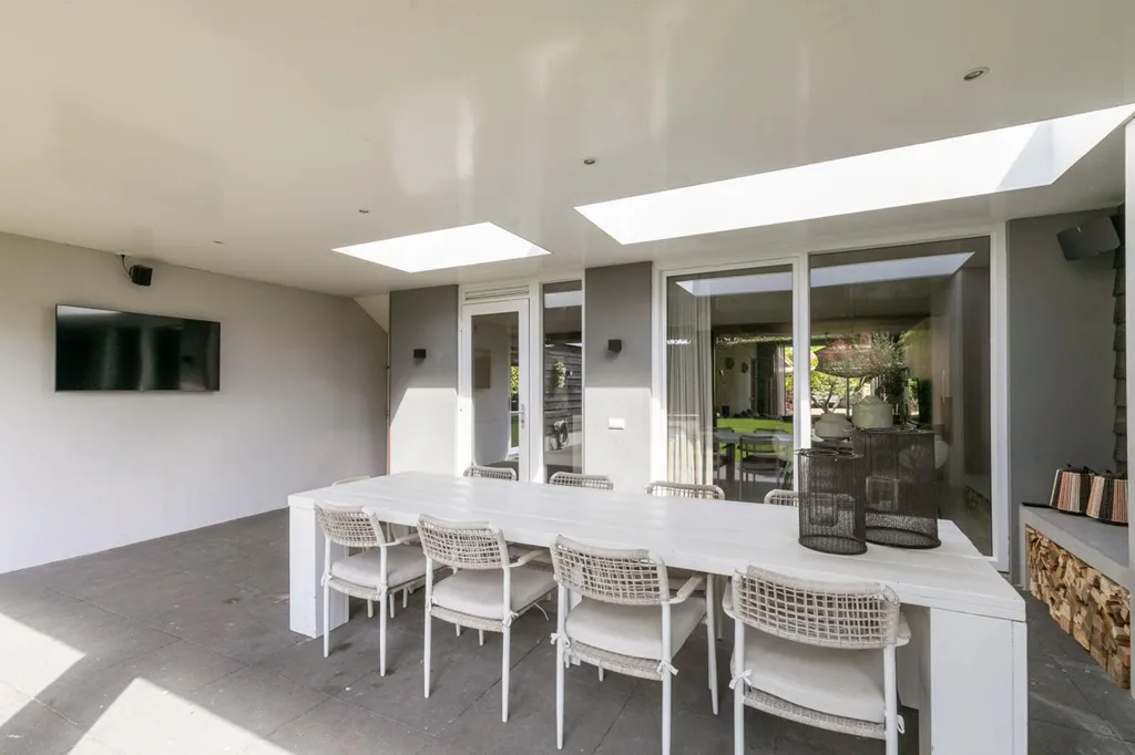 Terrass - Luxury Two-Storey House with Overkapping in Moergestel
