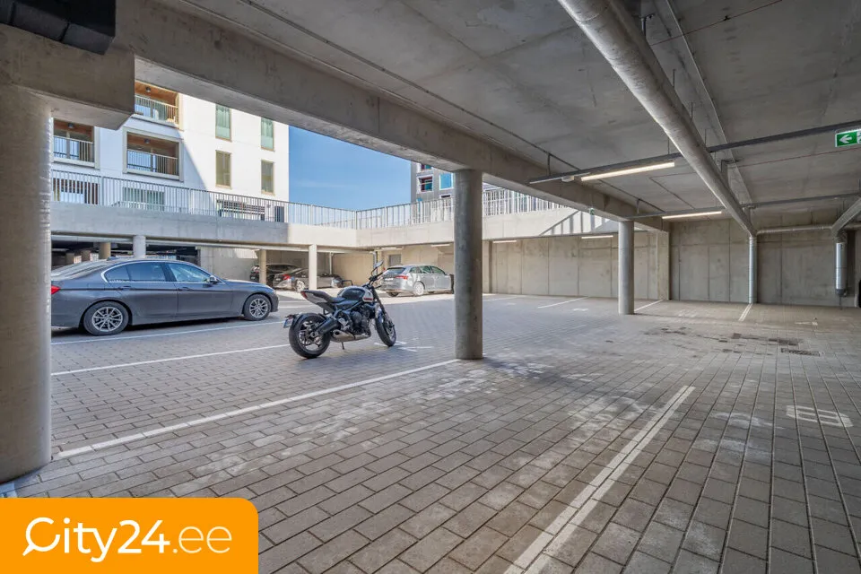 Garage - Apartment with Sauna and Balcony in Kristiine