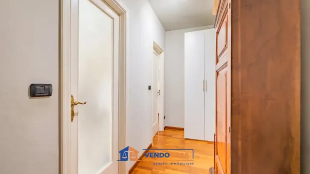 Entrée - Apartment with Balcony in Cuneo