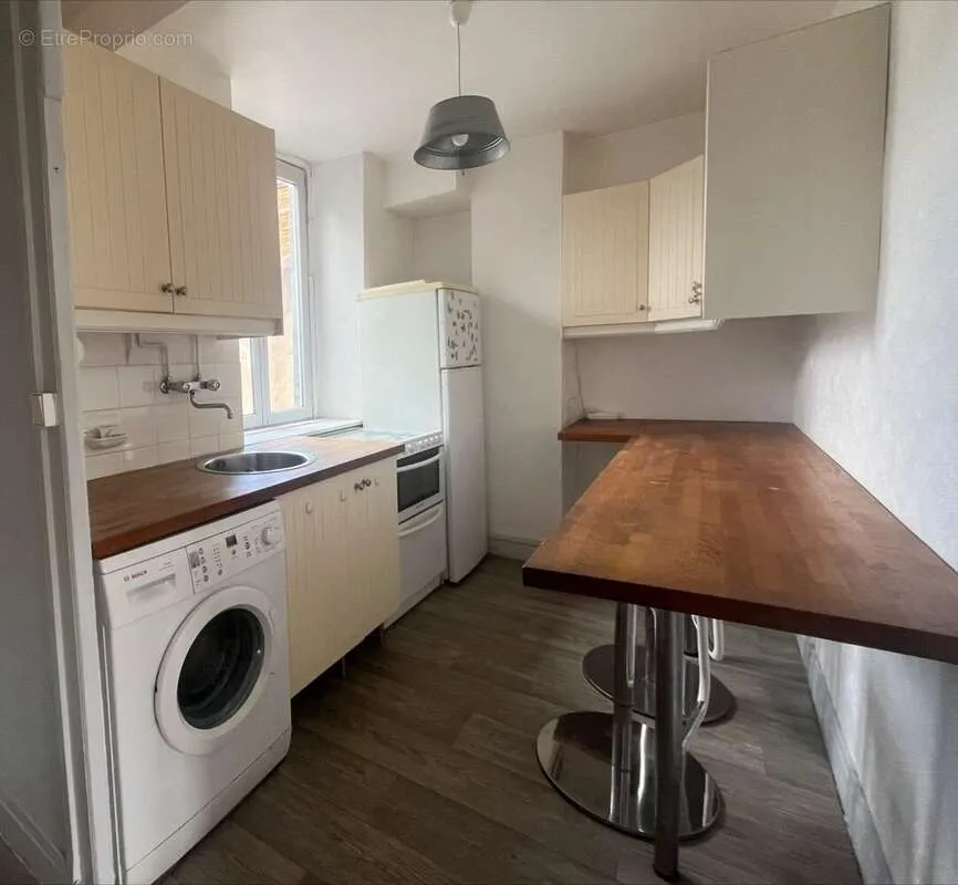 Cuisine - Appartement Lumineux avec Vue sur la Loire à Orléans