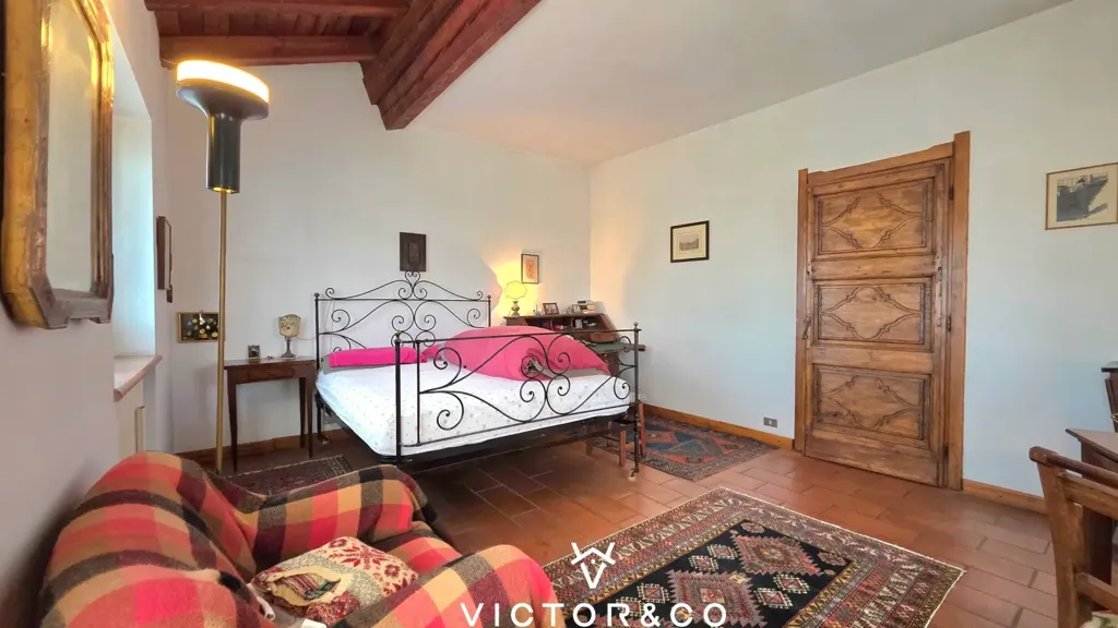 Bedrooms - Villa with Garden in Novara