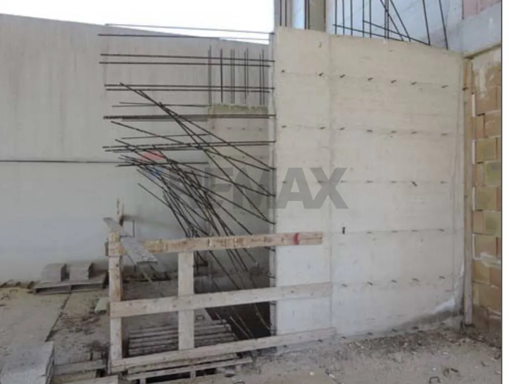 Toad - Industrial Warehouse with Customisation Potential in Mola di Bari