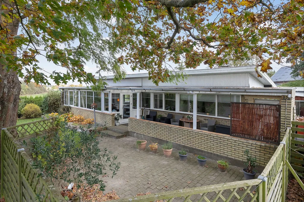 Giardino - Detached Villa with Garden in Tranbjerg J