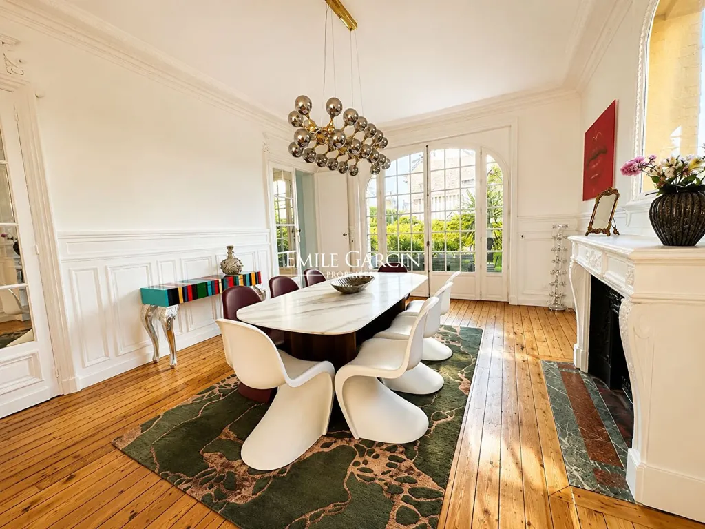 Söögituba - Luxury House with Pool in Deauville
