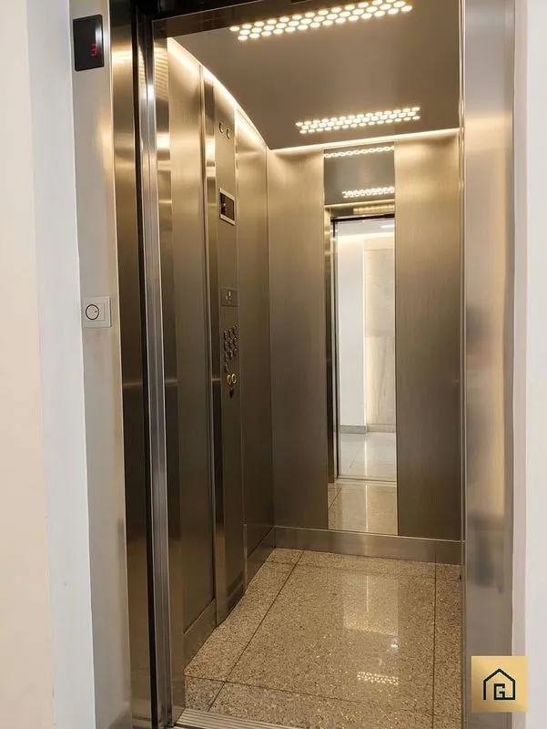 Entrée - Modern Flat with Park View in Madrid