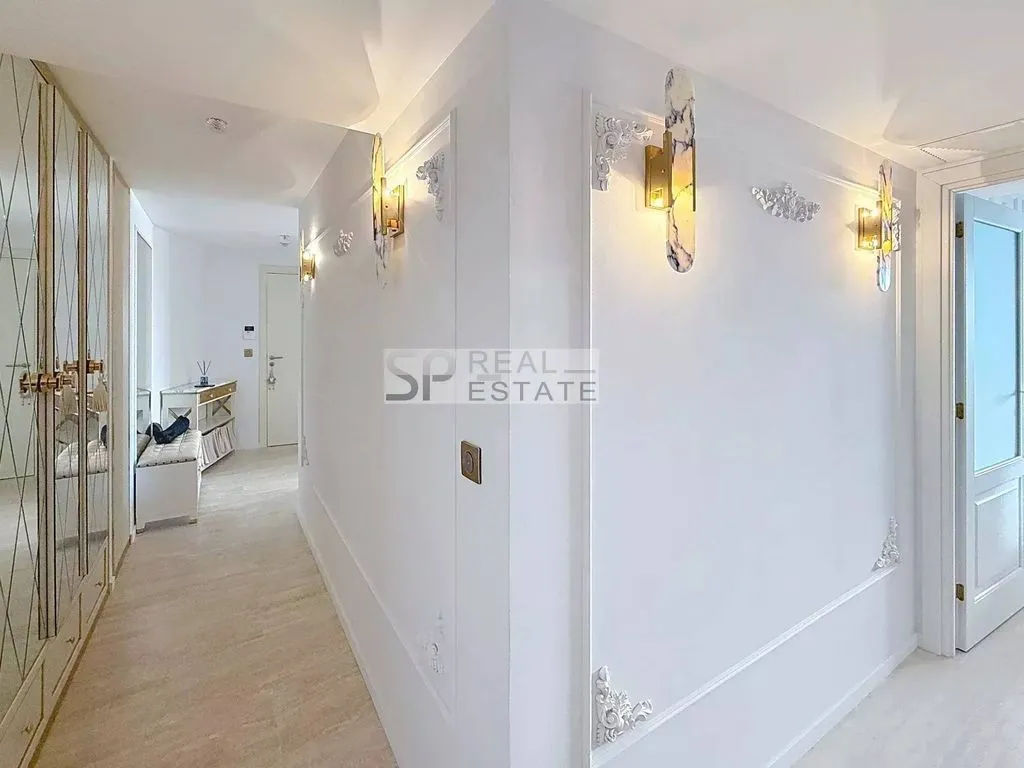 Entrée - Appartement Luxueux avec Terrasse à Cannes