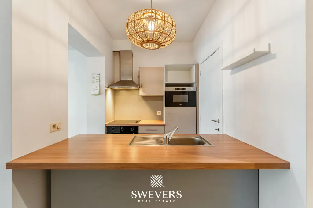 Cucina - Townhouse in Hasselt with Central Location