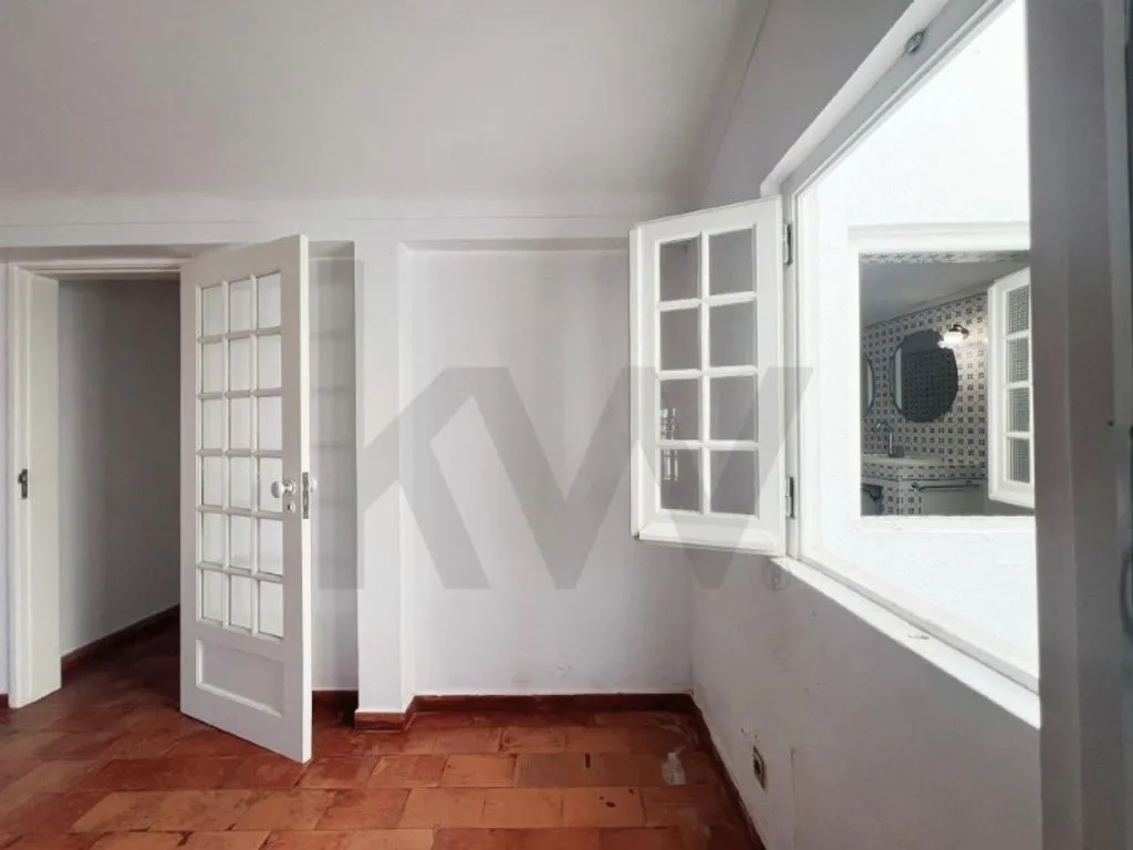 Pièces - 7-Bedroom House in Santarém's Historic Centre
