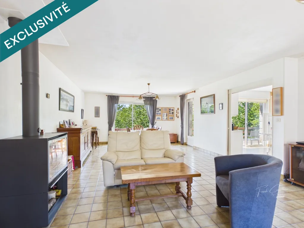 Elutuba - Spacious House with Garden View in Lannion