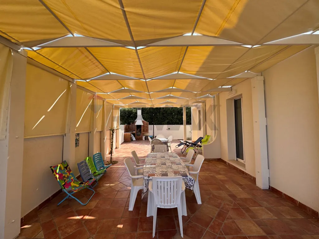 Terrass - Rustic Villa with Terrace in Noto