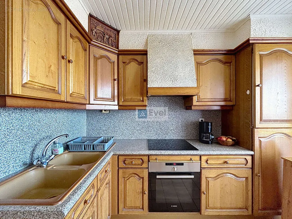 Cucina - Apartment with Terrace in St Avold