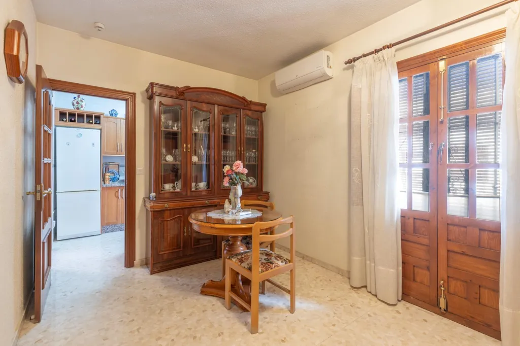 Salle à manger - Terraced House with Courtyard in Albaicín