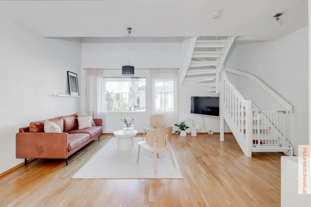 Séjour - Spacious Terraced House with Garden in Oulu