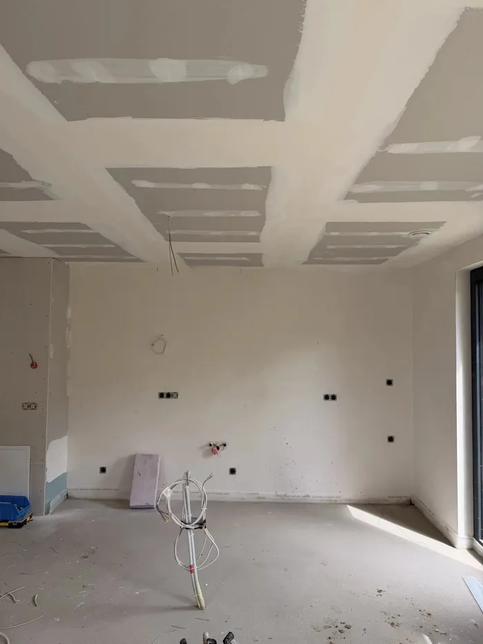 Pièces - Maison en Construction à Oberkorn avec Terrasse